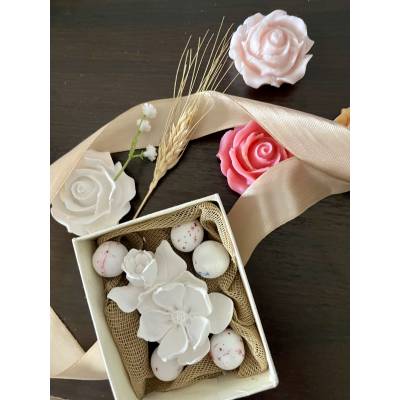 Μπομπονιέρα Λουλούδι με Μπουμπούκι – Πορσελάνη, Σαπούνι ή Κερί | V by V