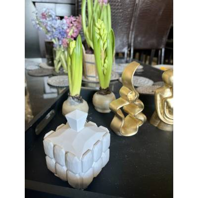 Διακοσμητικό Δοχείο με Καπάκι από Ρητίνη Πορσελάνης – Minimal Design