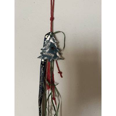 Δέντράκι από Ρητίνη Πορσελάνης – Χειροποίητο Κρεμαστό Γούρι ή Σκέτο