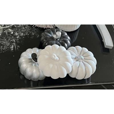 Μπομπονιέρα κολοκύθα χειροποίητη από σκόνη πορσελάνης