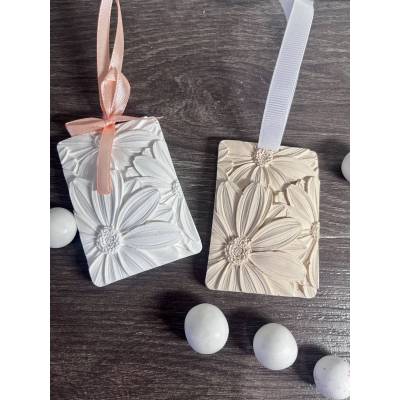 Μπομπονιέρα Κρεμαστό Λουλούδι από Σκόνη Πορσελάνης | Χειροποίητη