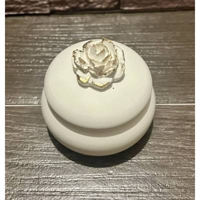 Χειροποίητο διακοσμητικό βαζάκι μακαρόν από σκόνη πορσελάνης με λουλούδι